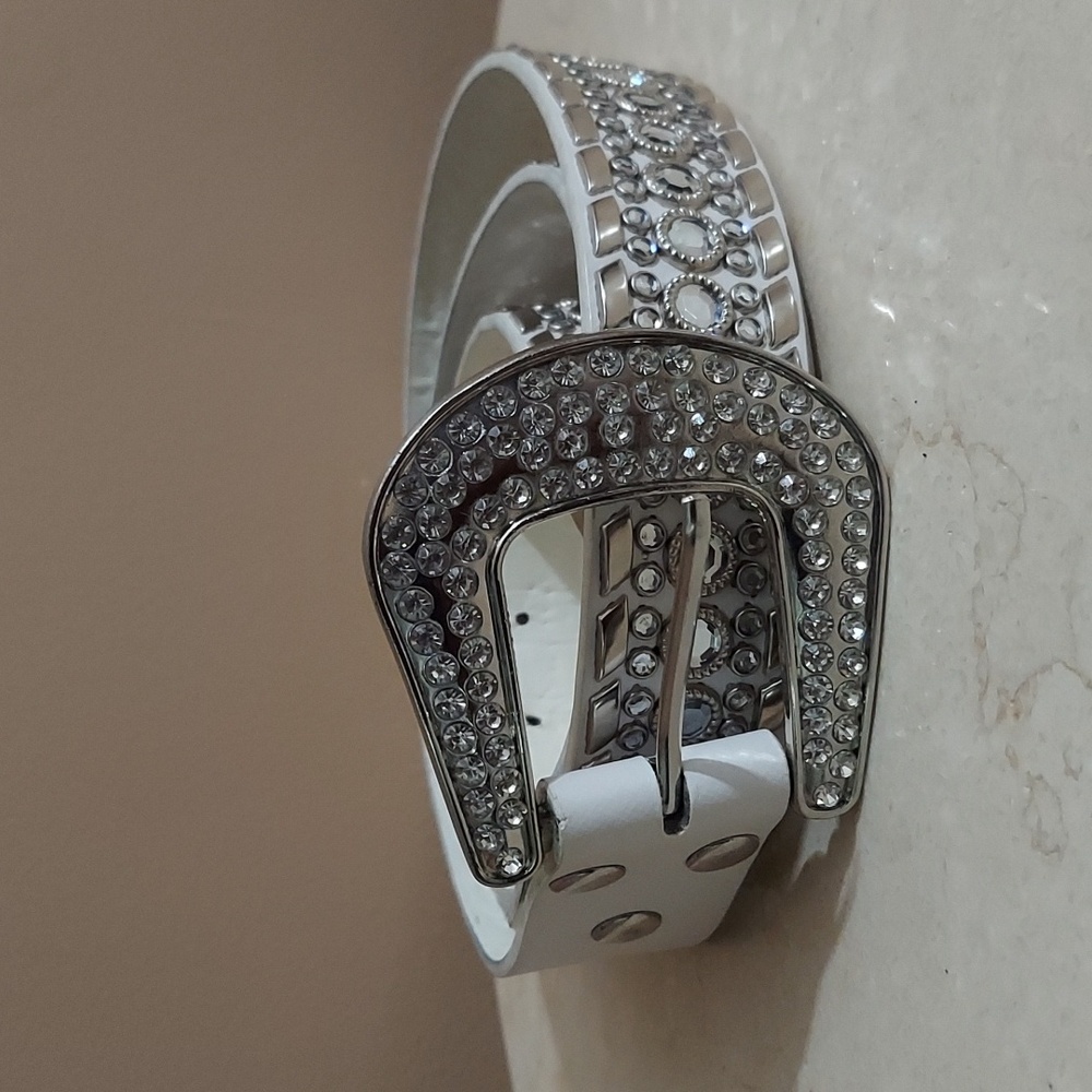 Western Style White and Silver Studded Blinged Out Faux Leather Belt Size L/XL